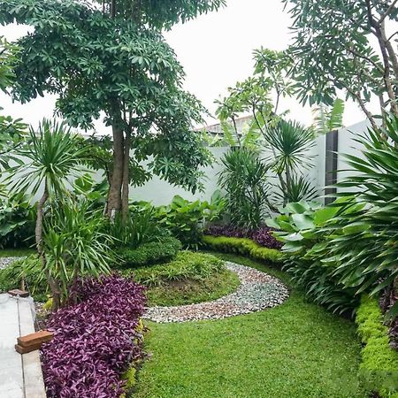 Apartemen Taman Melati Yogyakarta By Arfe Room Exterior photo